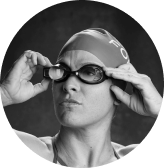 Sarah Crowley, 2021 Ironman Ecuador Winner, testing swim goggles